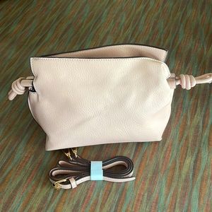 Brand new bag. Never used.